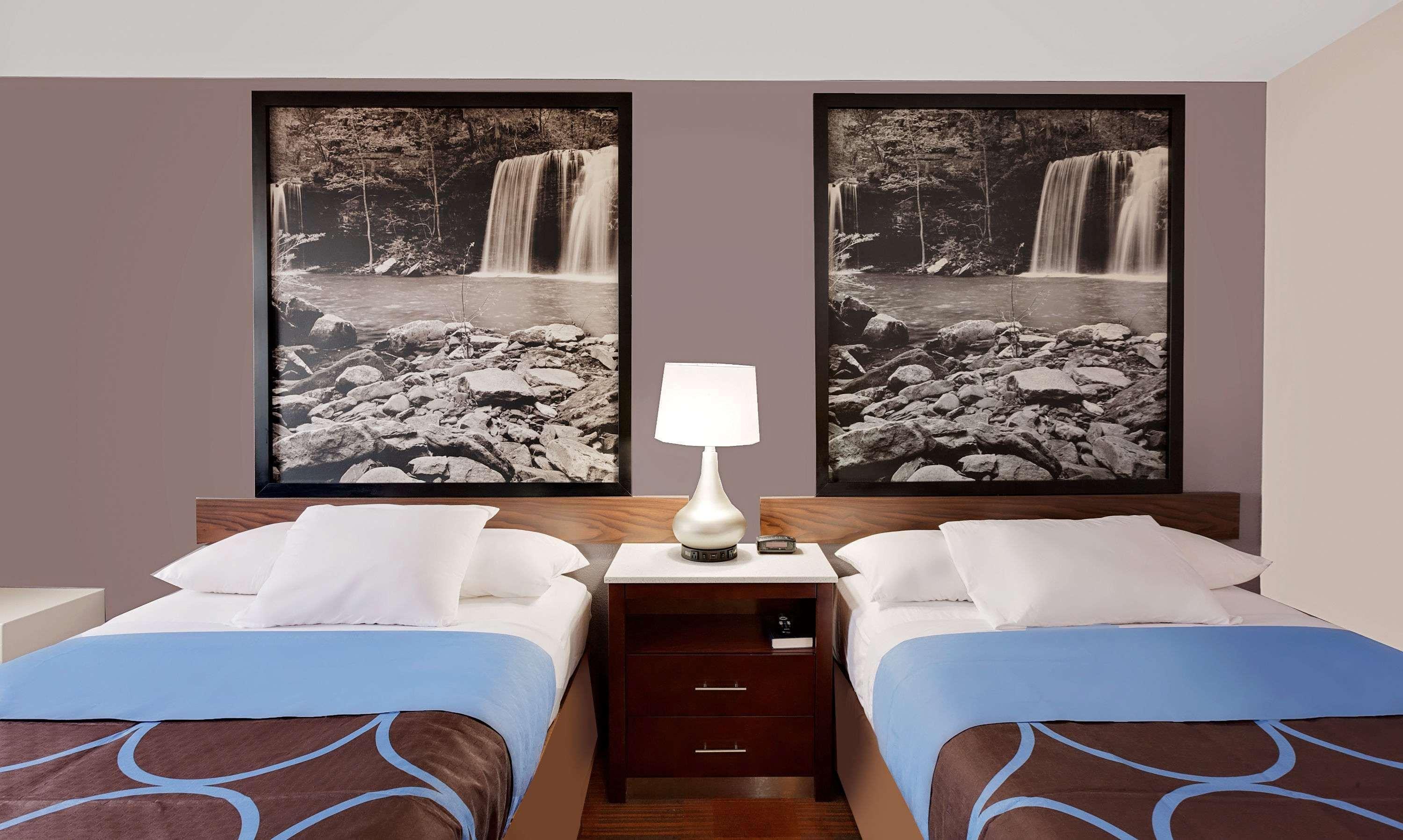Super 8 By Wyndham Fayetteville Εξωτερικό φωτογραφία